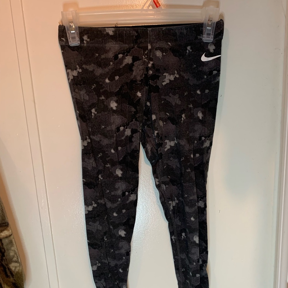 Nike Leggings (SKU 012)